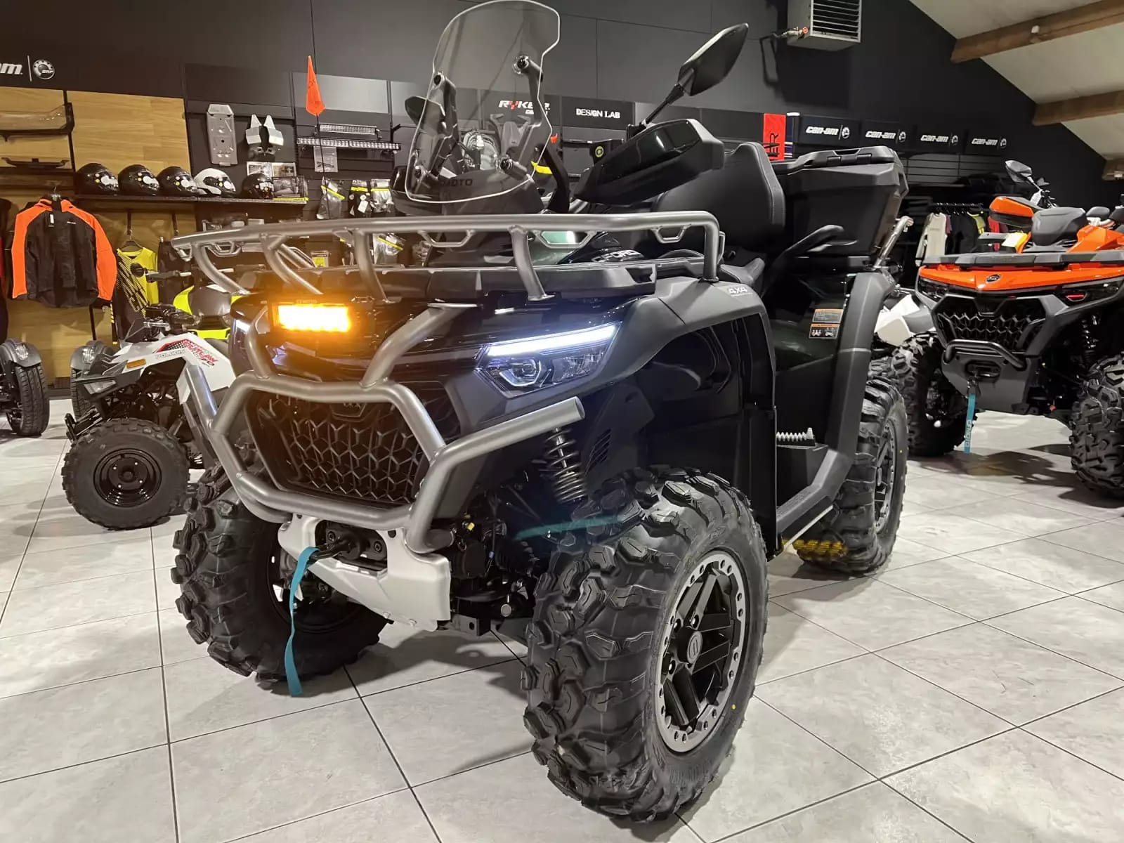 CF Moto CForce 1000 TOURING PREM. L7 OVERLAND FOREST GREEN 105 KM/H - Photo 1