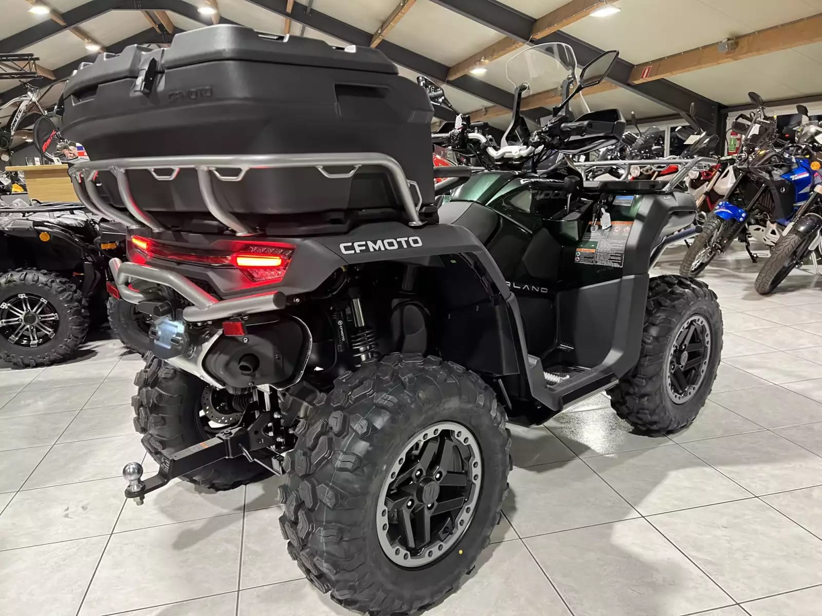 CF Moto CForce 1000 TOURING PREM. L7 OVERLAND FOREST GREEN 105 KM/H - Photo 1