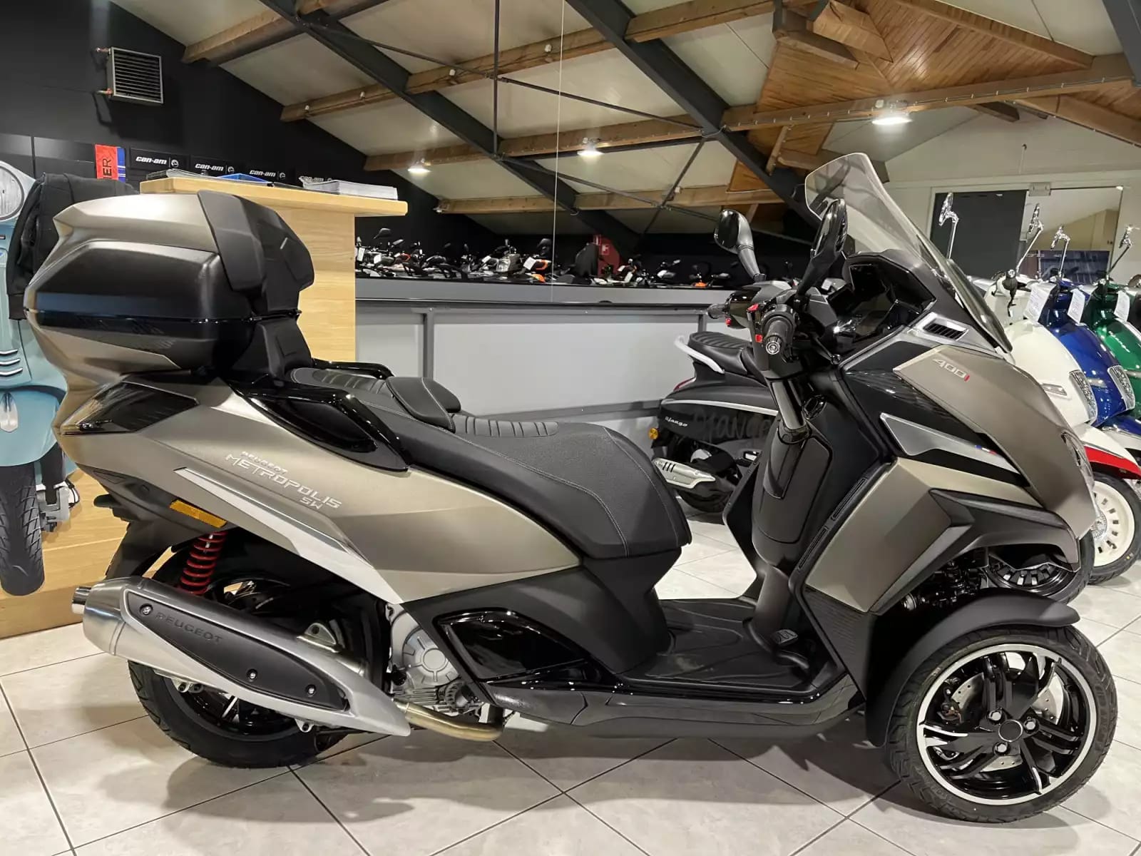 Peugeot Metropolis METROPOLIS 400 SW ESP - Photo 1