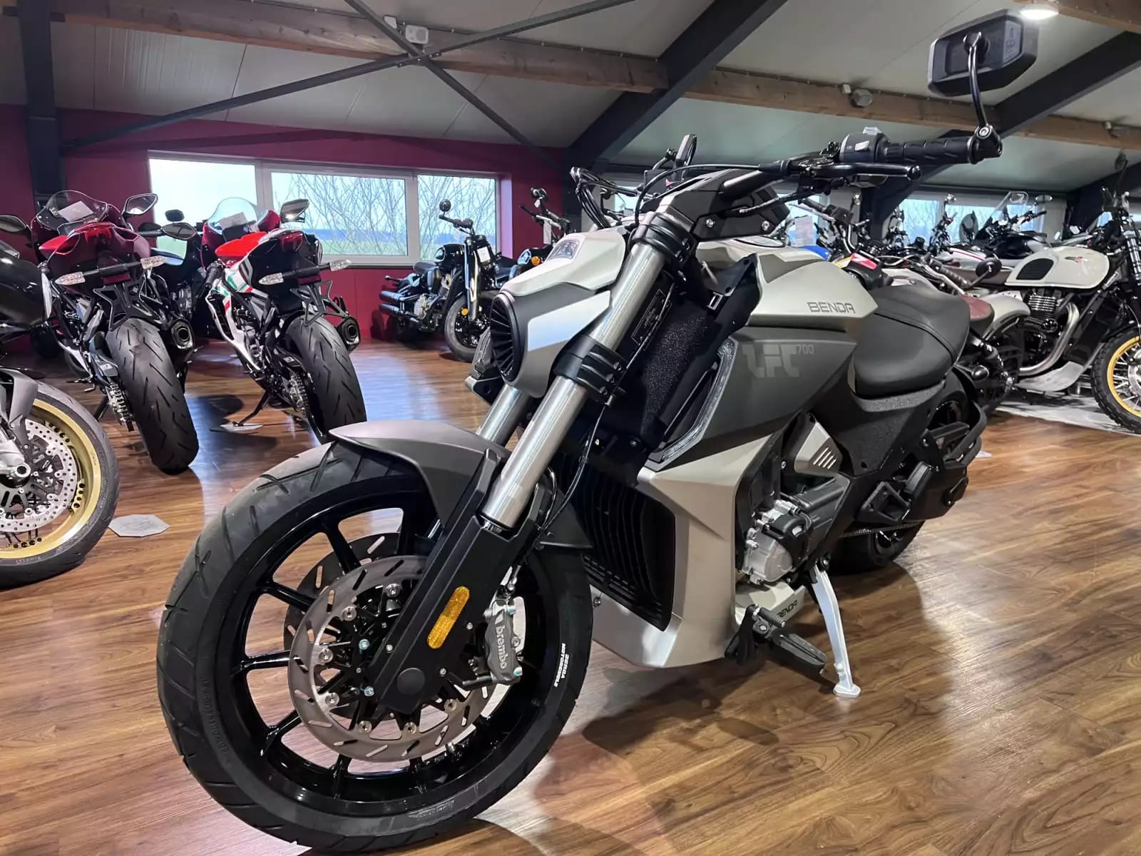 Benda LFC 700 - Photo 1