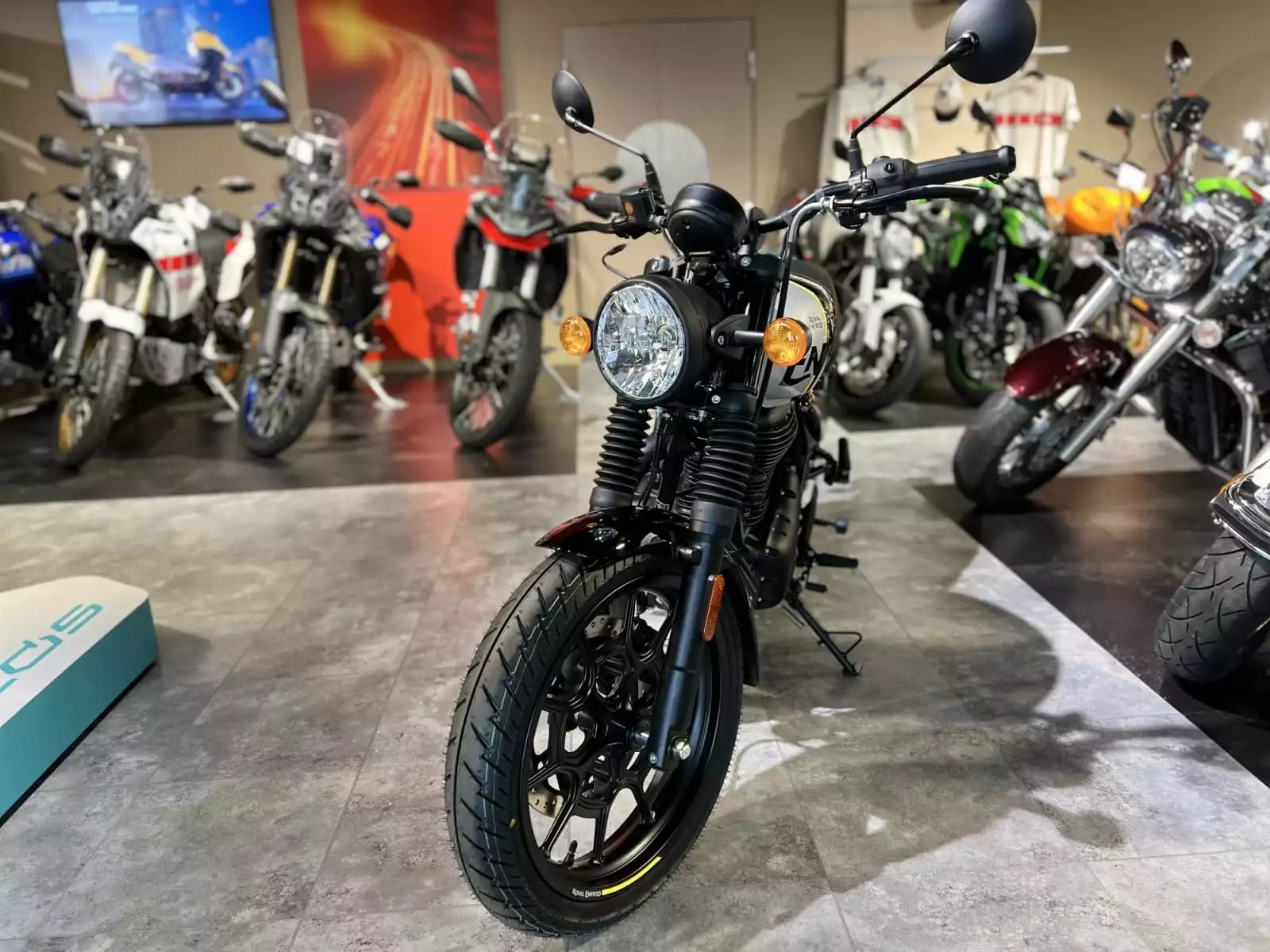 Royal Enfield Hunter 350 REBEL BLACK - Photo 1