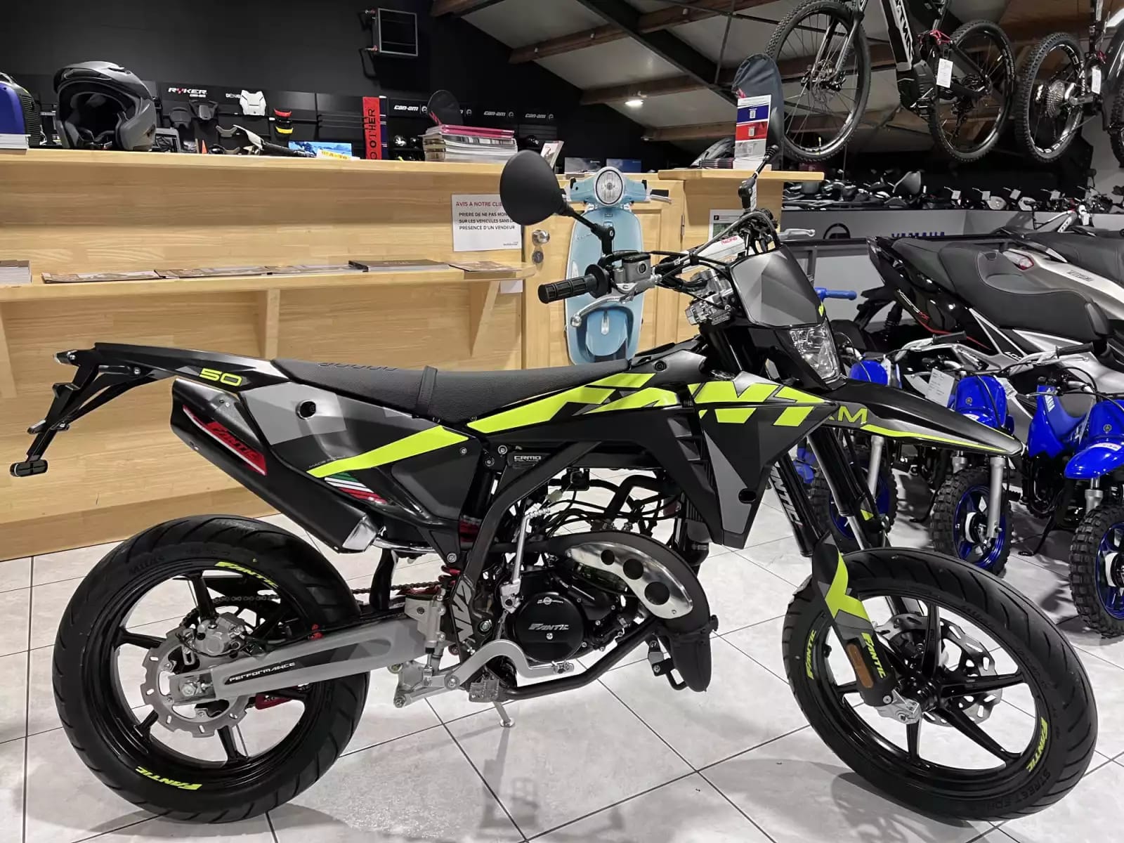 Fantic Motard 50 PERFORMANCE 2T - Photo 1