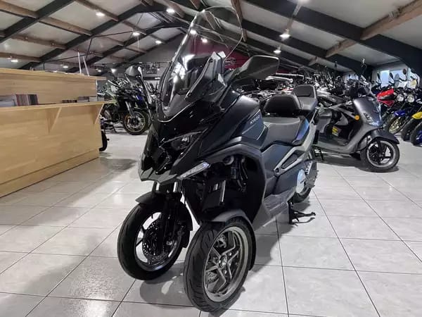 Kymco CV3 550 immatriculée 0 kilomètres - Photo 2