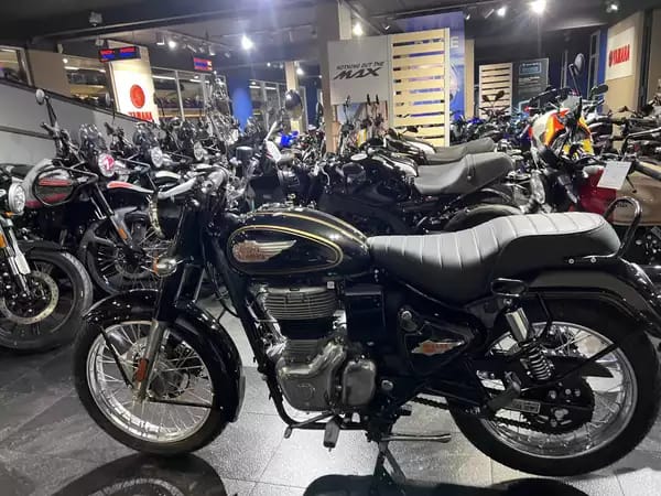 Royal Enfield Bullet 350 Black - Photo 3