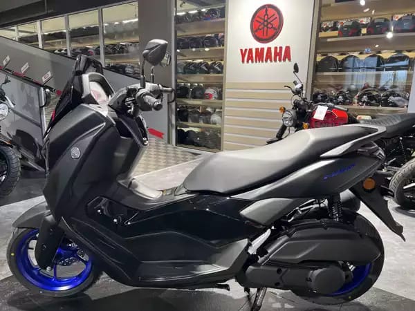 Yamaha NMAX 125 - Photo 3
