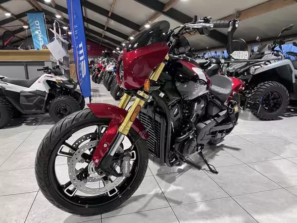 Indian 101 Scout Classic Ltd + Tech Maroon  Metallic  w/ graphics - Photo 2