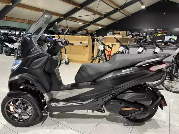 Piaggio MP3 530 - Photo 3