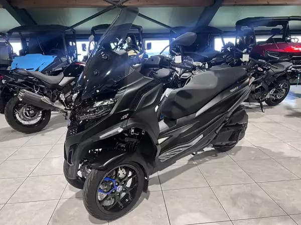 Piaggio MP3 400 SPORT - Photo 2