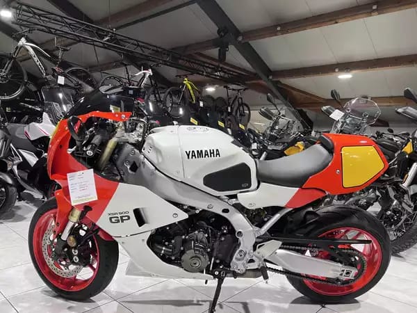 Yamaha XSR 900 GP - Photo 3