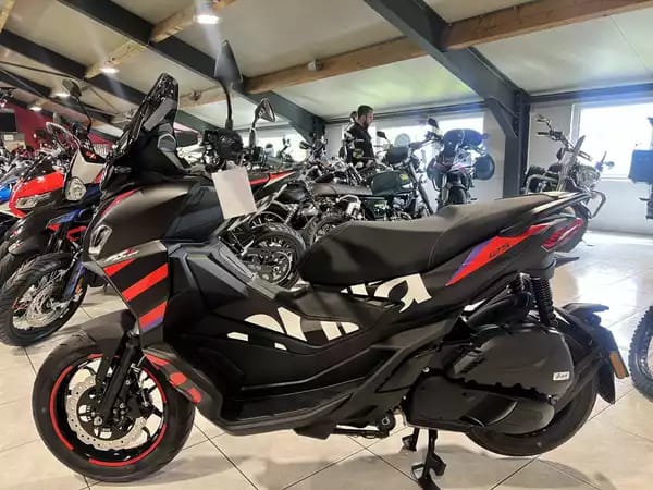 Aprilia SR 125 GT Replica - Photo 3