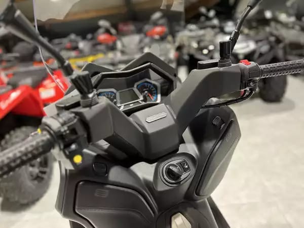 SYM Maxsym 400i - Photo 3