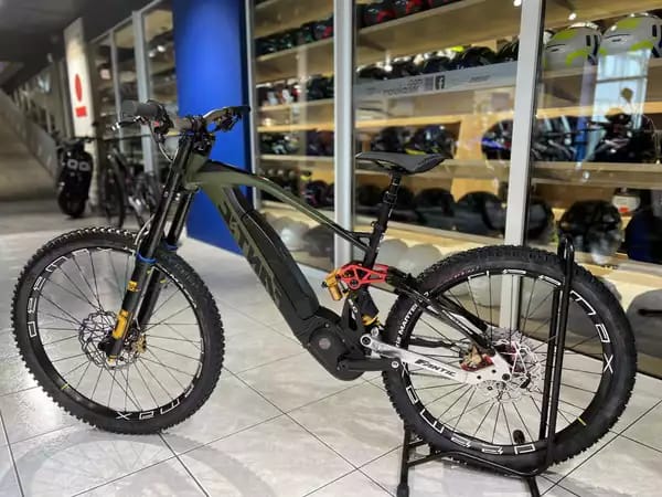 Fantic XXF 2.0 FACTORY Öhlins taille M 720Wh, 29''-27,5'', freins 4 pistons, 90 Nm - Photo 3