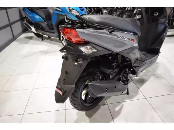 SYM Orbit III 50 classe B 45 Km/h - Photo 2