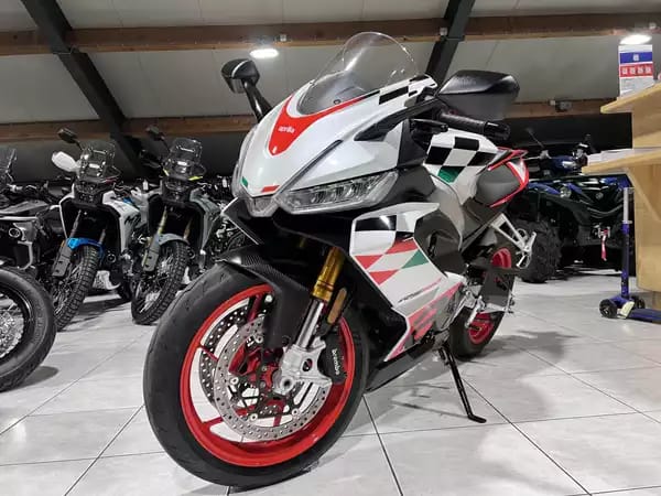 Aprilia RS 660 Extrema - Photo 2