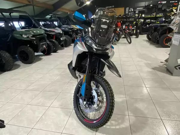 CF Moto 800 MT X - Photo 2
