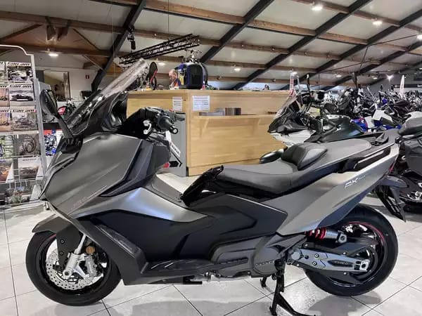 Kymco AK 550 Premium - Photo 3