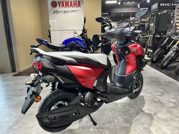 Yamaha RayZR 125 - Photo 2