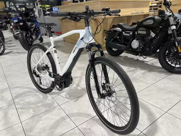Yamaha CrossCore RC S Freins Shimano,  PW séries 70 Nm, fourche NEX / 500 Wh, 36 V, roue 27,5,  cadre allu, 23,9 Kg. - Photo 2