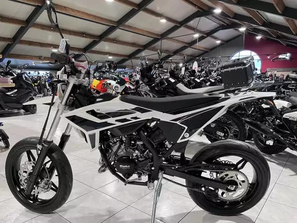 Beta RR Motard 50 SPORT 2T - Photo 3
