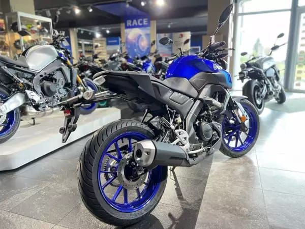Yamaha MT-125 BLEU - Photo 2
