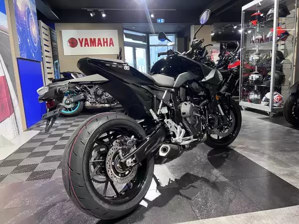 Suzuki GSX 8S - Photo 2