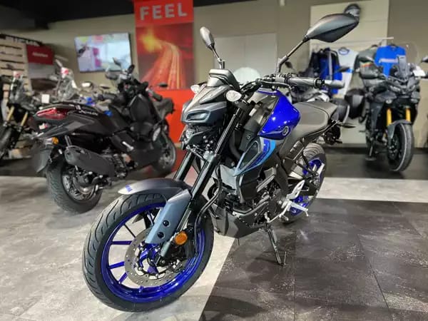 Yamaha MT-125 BLEU - Photo 2