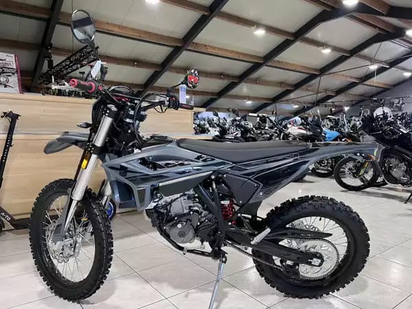 Beta RR 125 X - Photo 3