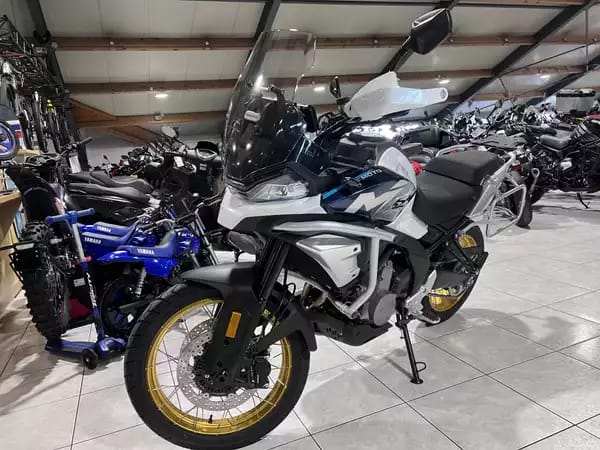 CF Moto 700 MT ADV - Photo 2