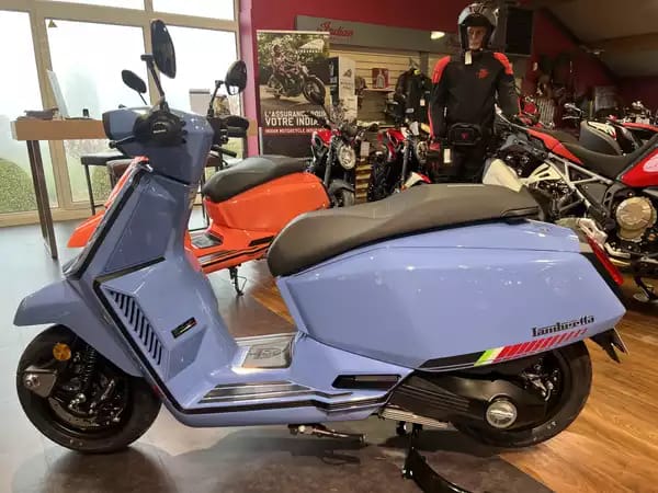 Lambretta X-125 - Photo 3