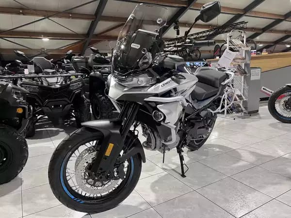 CF Moto 800 MT SPORT - Photo 2