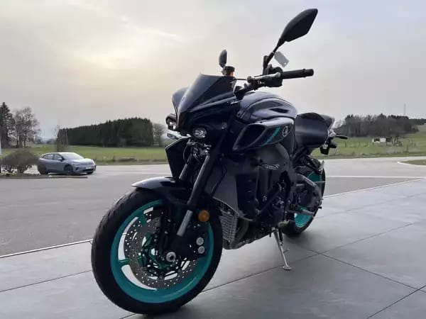 Yamaha MT-10 - Photo 2