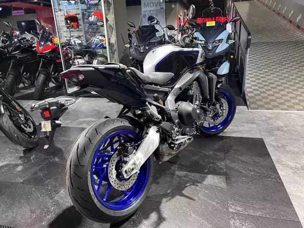 Yamaha MT-09 SP - Photo 2