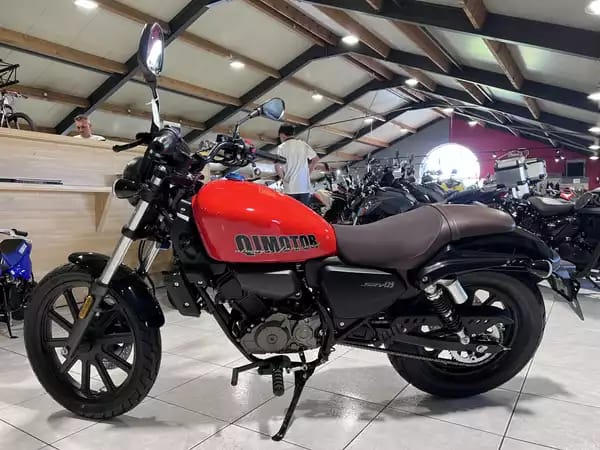 QJ Motor SRV 125 - Photo 3