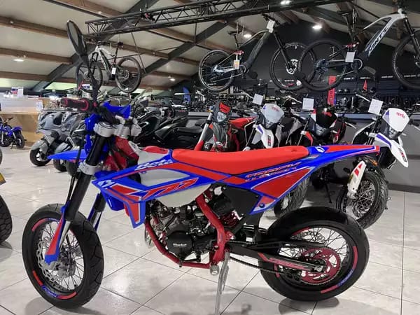 Beta RR Motard 50 TRACK - Photo 3