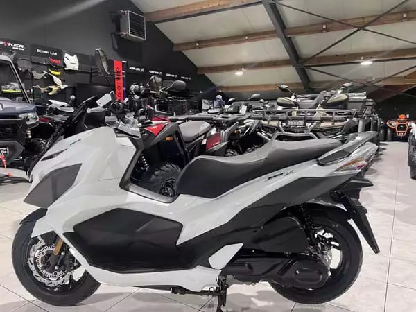 SYM Jet X 125 - Photo 3