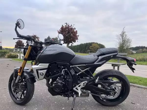 Suzuki GSX-8T - Photo 3