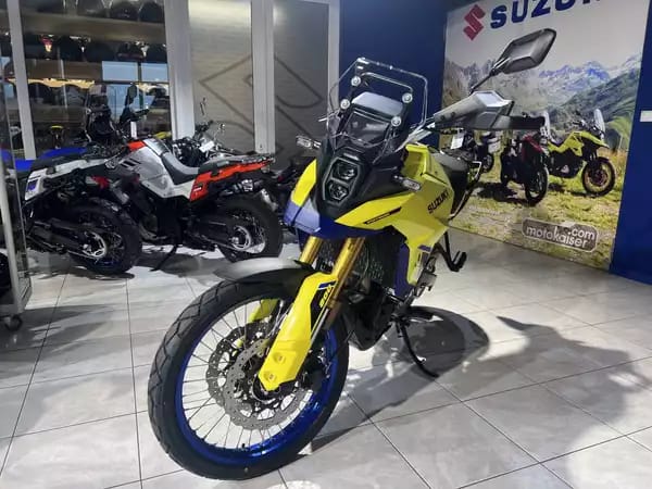 Suzuki V-Strom 800 DE - Photo 2