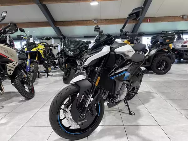 CF Moto 675 NK - Photo 2