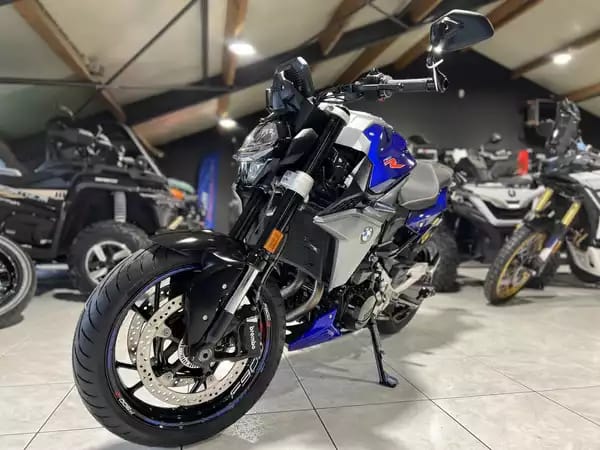 BMW F 900 R - Photo 2