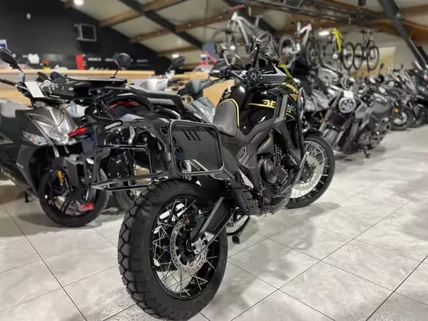 Zontes 703 F BLACK/GOLD 21 - Photo 2