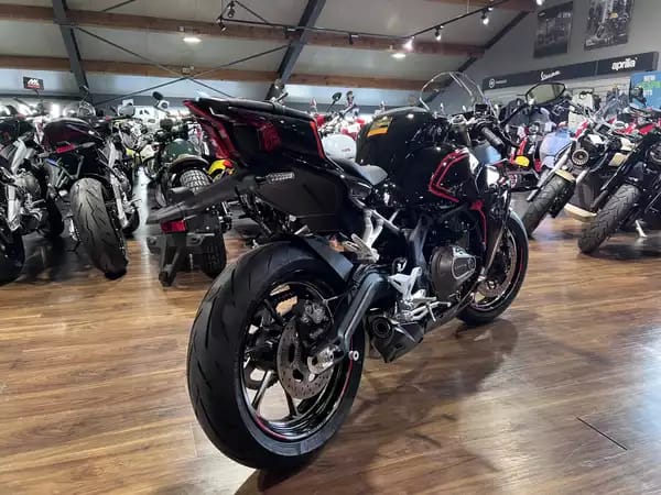 QJ Motor SRK 421 RR - Photo 2