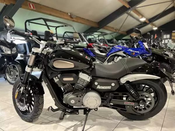 Benda Avengers 125 - Photo 3