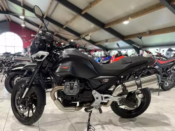 Moto Guzzi V 85 TT  Strada - Photo 2