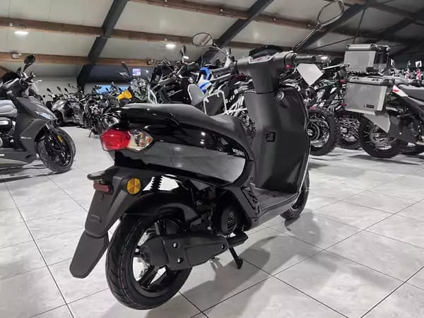 Peugeot Kisbee CL B 45 km/h - Photo 2