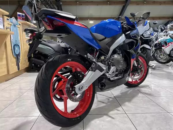 Aprilia RS 457 - Photo 2