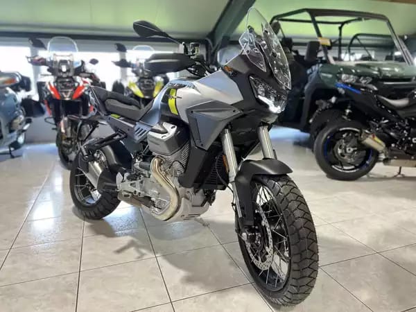 Moto Guzzi Stelvio 1000 - Photo 3