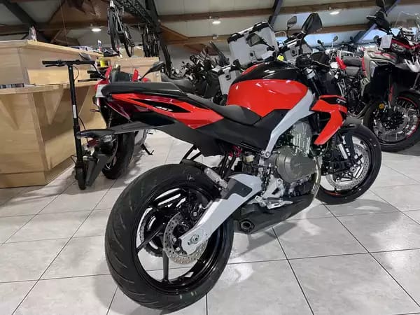 Aprilia TUONO 457 - Photo 2