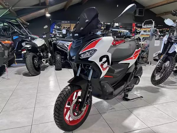 Aprilia SR 125 GT SPORT GREY BLACK - Photo 2
