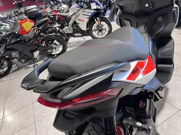 Aprilia SR 125 GT SPORT GREY BLACK - Photo 3
