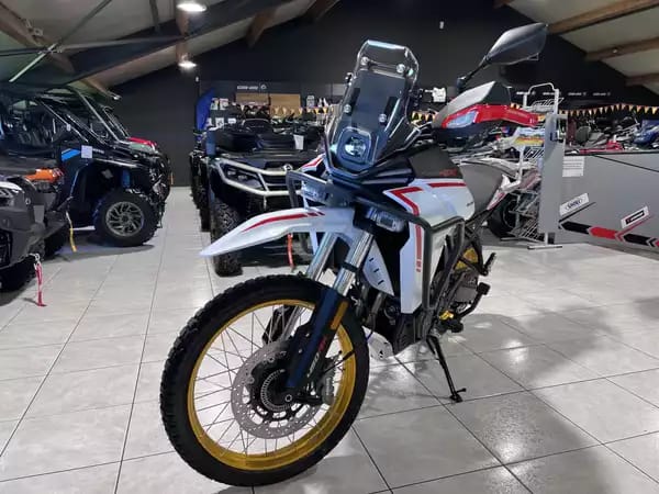 QJ Motor SRT 450 RX - Photo 2